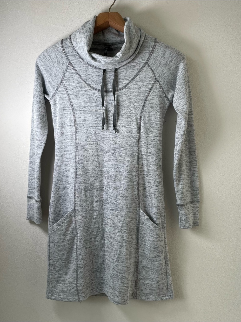 KÜHL Cowl Neck Sweater Dress size XS Gray Heathered Gorpcore Athleisure